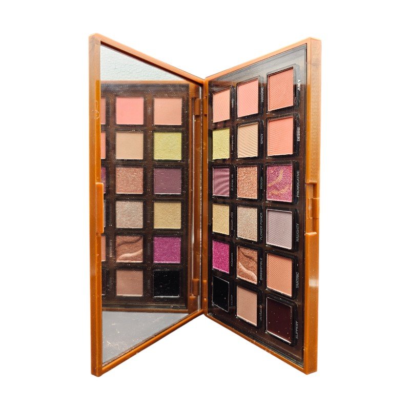 HUDA EM POWER ED PALETTE 18C 221008