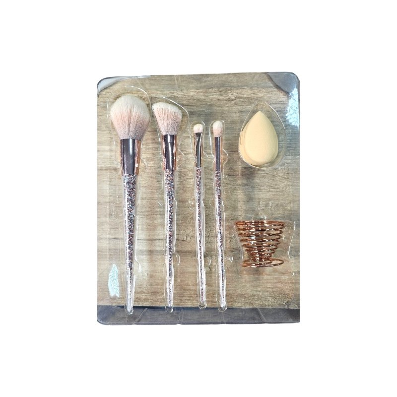 RUBY FACE KIT PINCEAUX 4PCS + BEAUTY BLENDER 1109